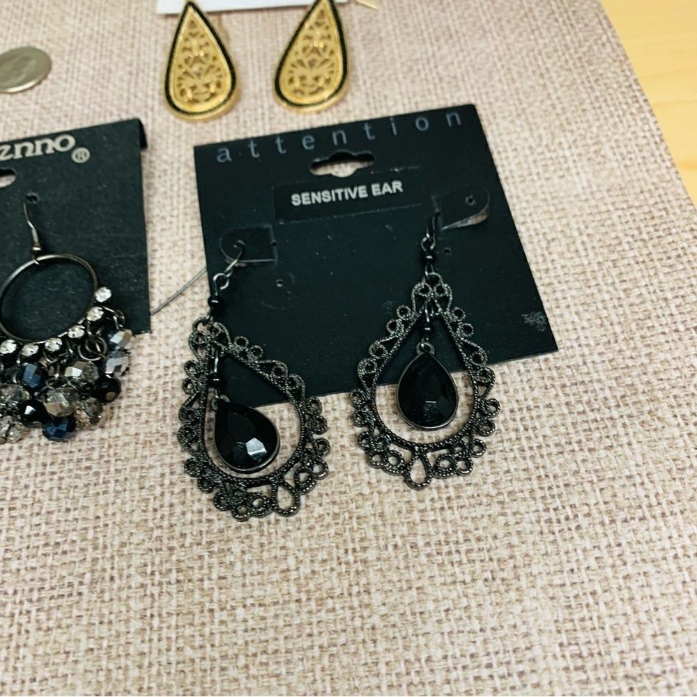Earring Bundle‎ - Picture 5 of 6